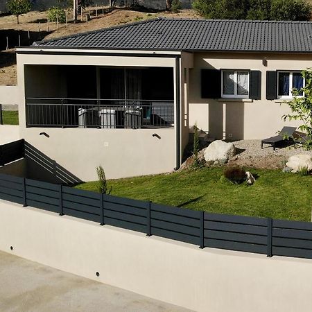 Villa Renzo 帕特里莫尼奥 外观 照片